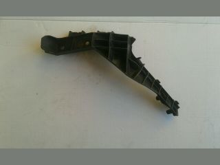 bontott SUZUKI SWIFT III Jobb hátsó Lökhárító Tartó (Műanyag)