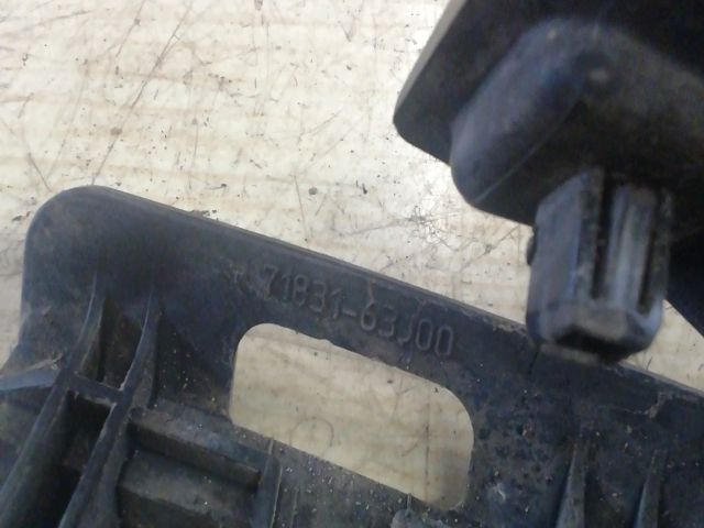 bontott SUZUKI SWIFT III Jobb hátsó Oldal Lökhárító Tartó (Műanyag)