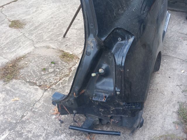 bontott SUZUKI SWIFT III Jobb hátsó Sárvédő