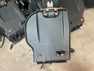 bontott SUZUKI SWIFT III Jobb hátsó Ülés