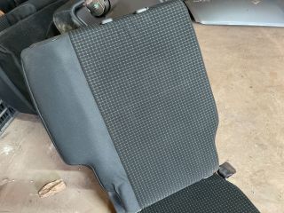 bontott SUZUKI SWIFT III Jobb hátsó Ülés