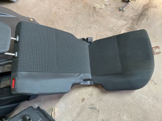 bontott SUZUKI SWIFT III Jobb hátsó Ülés