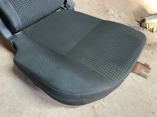 bontott SUZUKI SWIFT III Jobb hátsó Ülés