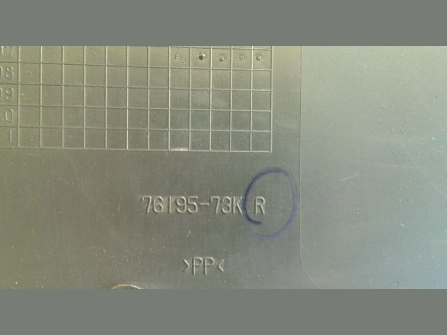 bontott SUZUKI SWIFT III Jobb Kalaptartó Tartó Konzol