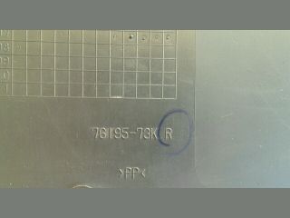 bontott SUZUKI SWIFT III Jobb Kalaptartó Tartó Konzol