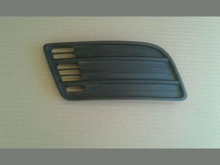 bontott SUZUKI SWIFT III Jobb Ködlámpa Rács