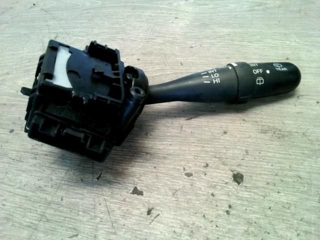 bontott SUZUKI SWIFT III Jobb Kormánykapcsoló Ablaktörlő