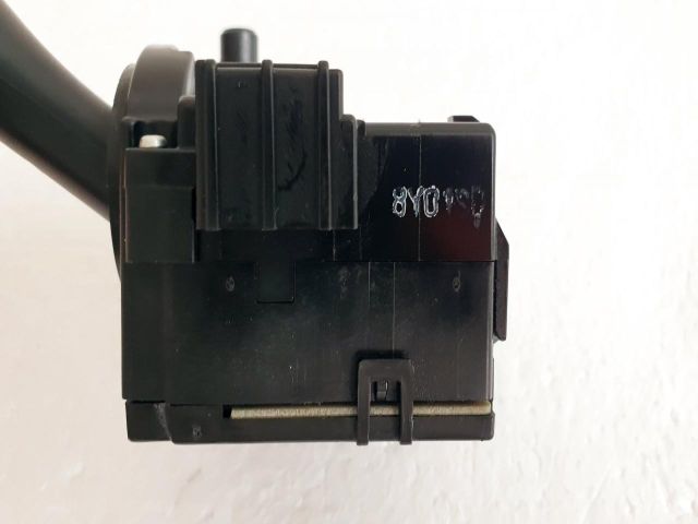 bontott SUZUKI SWIFT III Jobb Kormánykapcsoló Ablaktörlő