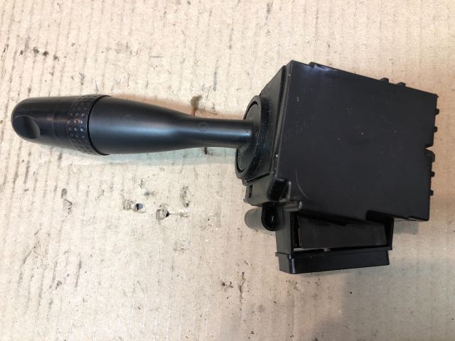 bontott SUZUKI SWIFT III Jobb Kormánykapcsoló Ablaktörlő