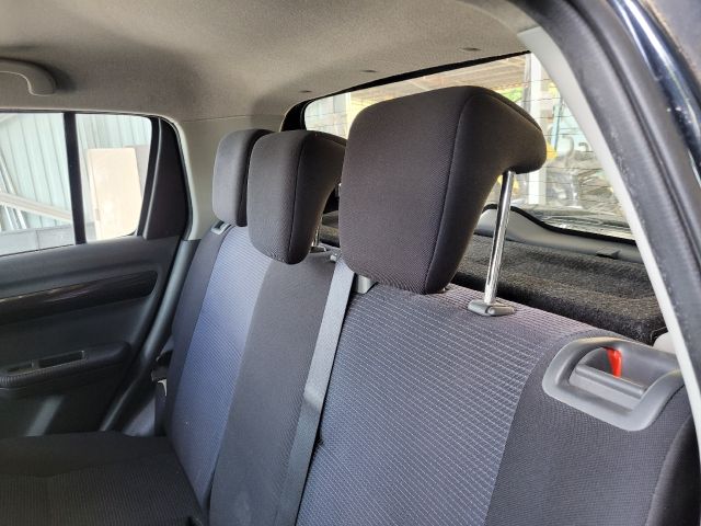 bontott SUZUKI SWIFT III Jobb Küszöb