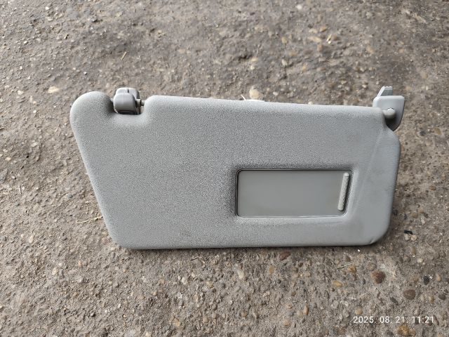 bontott SUZUKI SWIFT III Jobb Napellenző