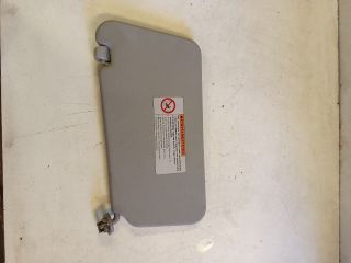 bontott SUZUKI SWIFT III Jobb Napellenző