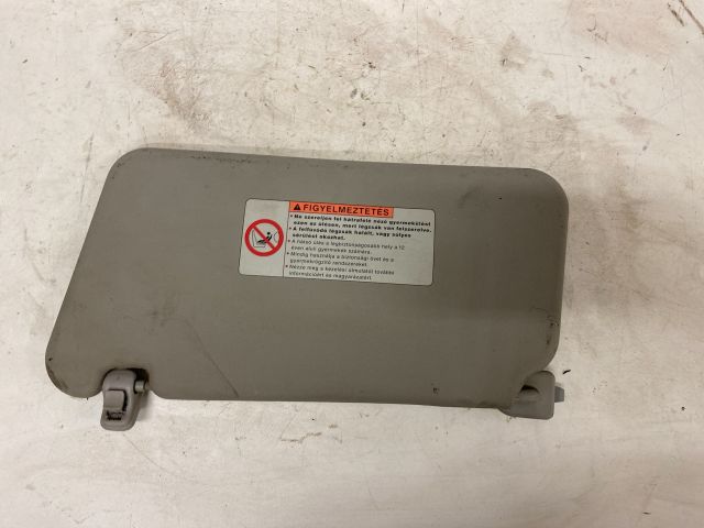 bontott SUZUKI SWIFT III Jobb Napellenző