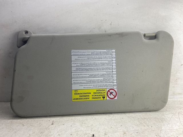 bontott SUZUKI SWIFT III Jobb Napellenző