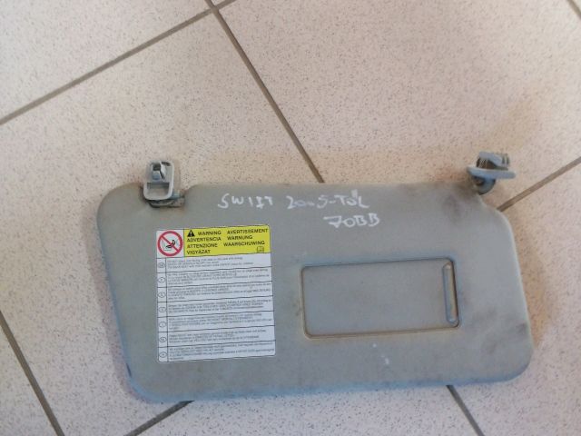 bontott SUZUKI SWIFT III Jobb Napellenző