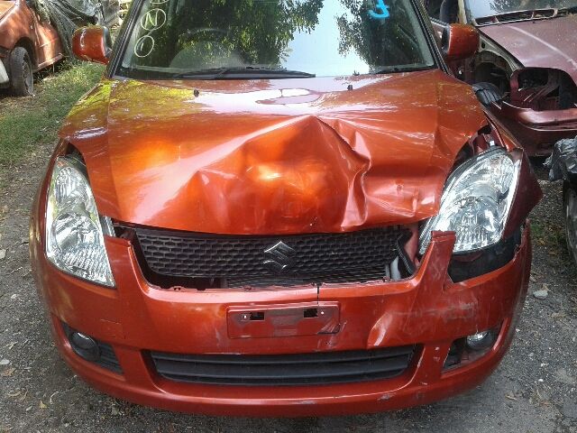 bontott SUZUKI SWIFT III Jobb Napellenző