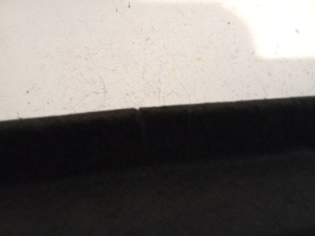 bontott SUZUKI SWIFT III Kalaptartó