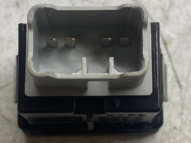 bontott SUZUKI SWIFT III Kapcsoló (Magában)