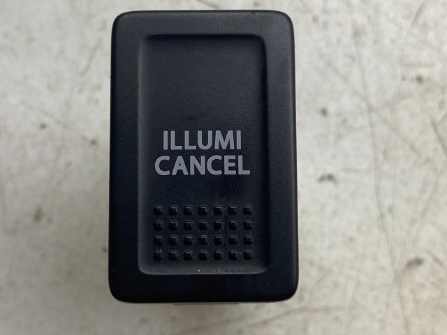 bontott SUZUKI SWIFT III Kapcsoló (Magában)