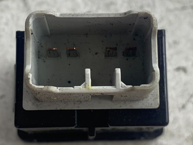 bontott SUZUKI SWIFT III Kapcsoló (Magában)