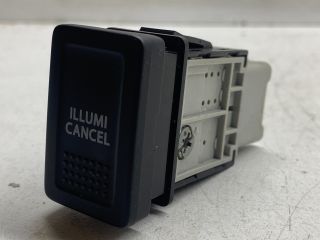 bontott SUZUKI SWIFT III Kapcsoló (Magában)