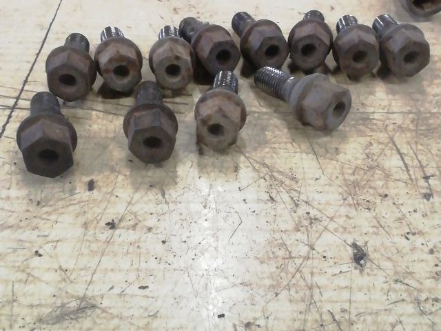 bontott SUZUKI SWIFT III Kerék Csavar Szett