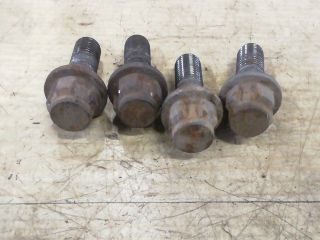 bontott SUZUKI SWIFT III Kerék Csavar Szett