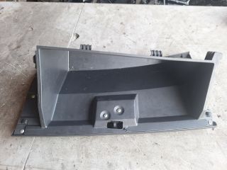 bontott SUZUKI SWIFT III Kesztyűtartó Ajtó