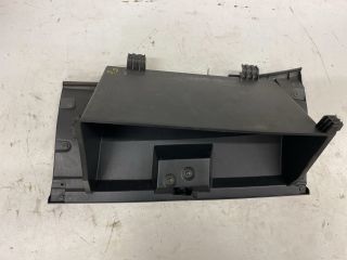 bontott SUZUKI SWIFT III Kesztyűtartó Ajtó