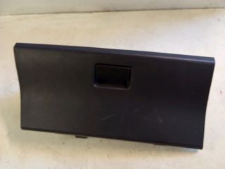 bontott SUZUKI SWIFT III Kesztyűtartó