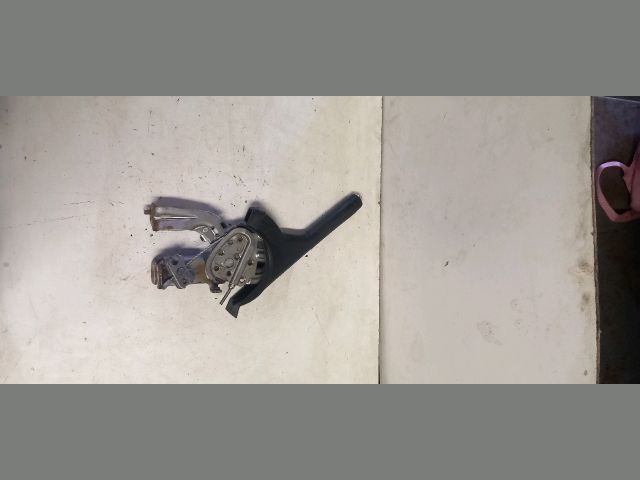 bontott SUZUKI SWIFT III Kézifék Kar