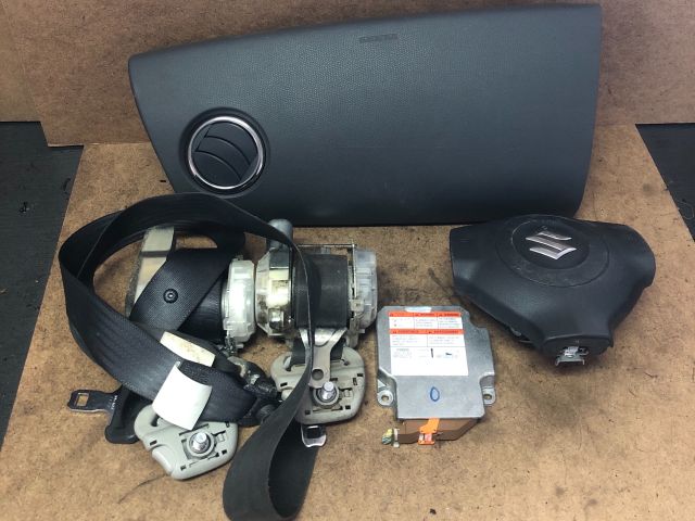 bontott SUZUKI SWIFT III Komplett Légzsák Szett