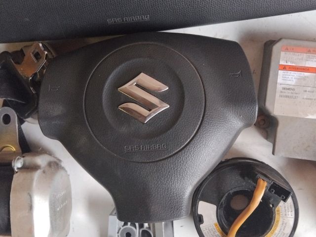 bontott SUZUKI SWIFT III Komplett Légzsák Szett