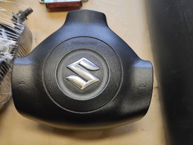 bontott SUZUKI SWIFT III Komplett Légzsák Szett