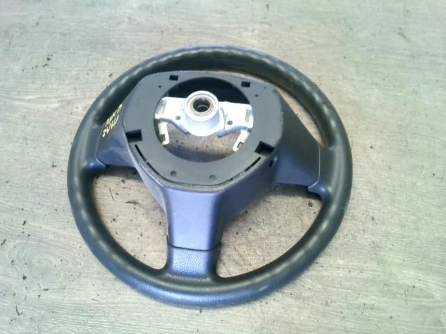 bontott SUZUKI SWIFT III Kormány