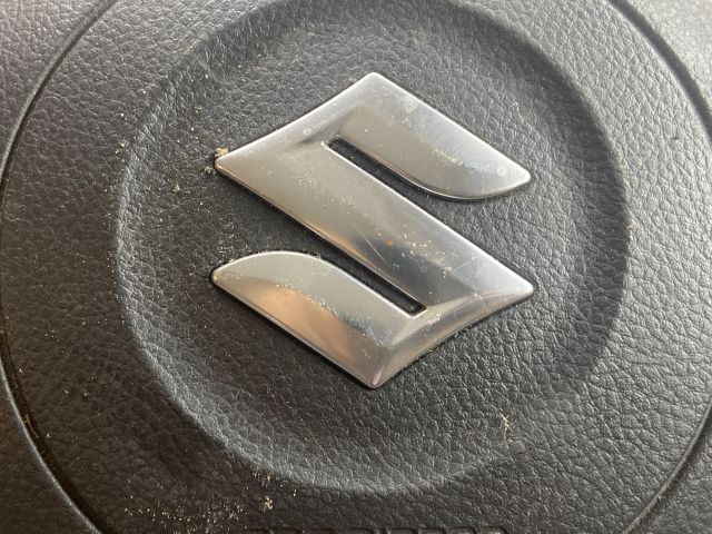 bontott SUZUKI SWIFT III Kormánylégzsák