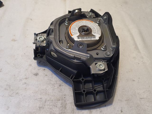 bontott SUZUKI SWIFT III Kormánylégzsák