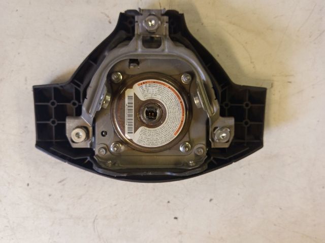 bontott SUZUKI SWIFT III Kormánylégzsák