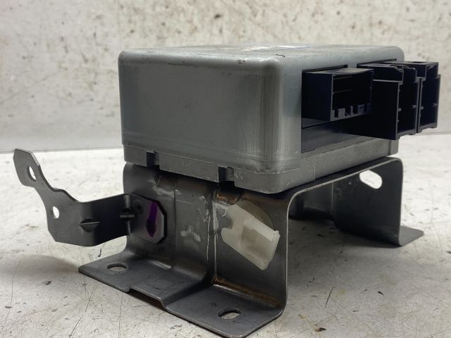 bontott SUZUKI SWIFT III Kormányoszlop Vezérlő