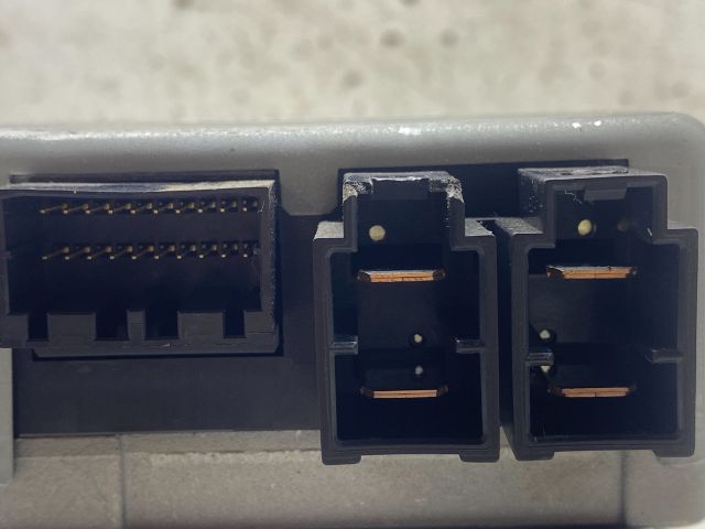 bontott SUZUKI SWIFT III Kormányoszlop Vezérlő