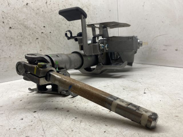 bontott SUZUKI SWIFT III Kormányoszlop