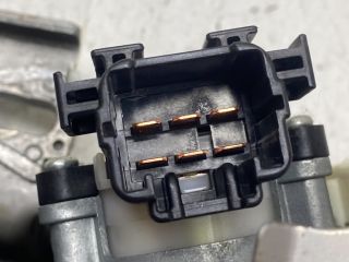 bontott SUZUKI SWIFT III Kormányoszlop