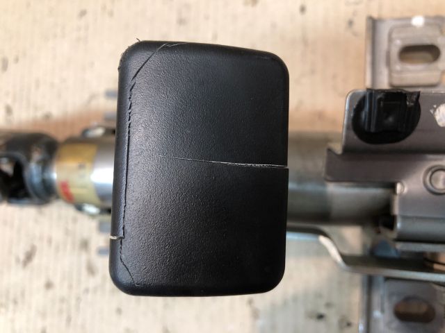 bontott SUZUKI SWIFT III Kormányoszlop