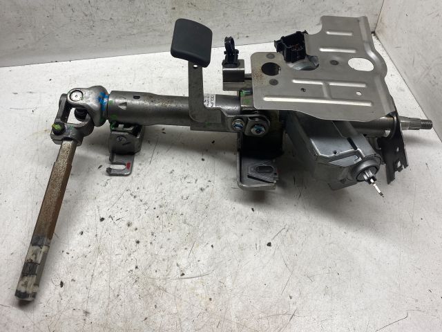 bontott SUZUKI SWIFT III Kormányoszlop