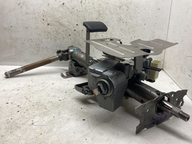 bontott SUZUKI SWIFT III Kormányoszlop