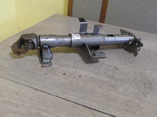 bontott SUZUKI SWIFT III Kormányoszlop