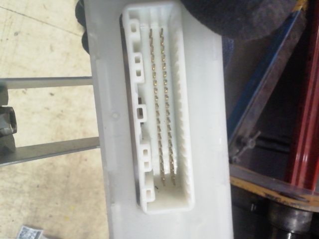 bontott SUZUKI SWIFT III Központizár Elektronika