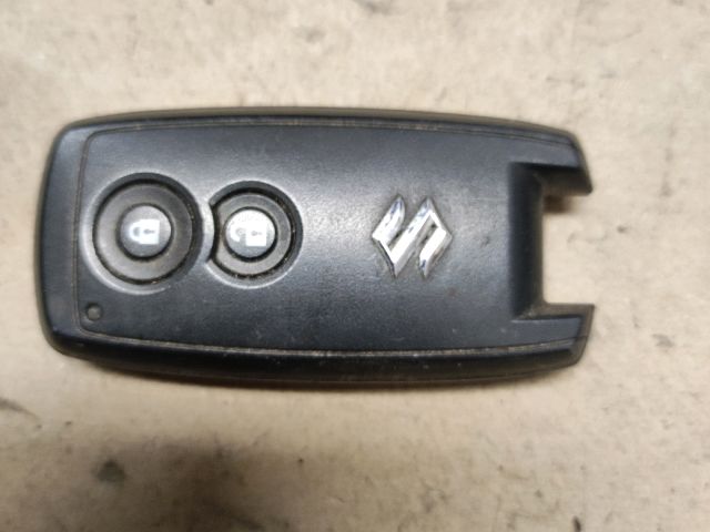 bontott SUZUKI SWIFT III Központizár Kapcsoló