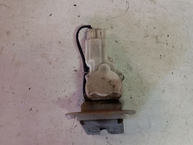 bontott SUZUKI SWIFT III Központizár Motor Csomagtérajtó