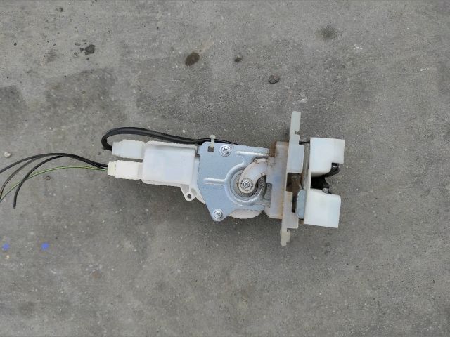 bontott SUZUKI SWIFT III Központizár Motor Csomagtérajtó